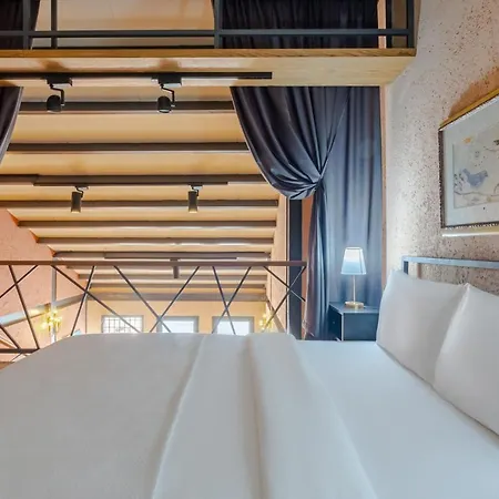 Luxurious House W Modern Interior In Fatih Vakantiehuis *